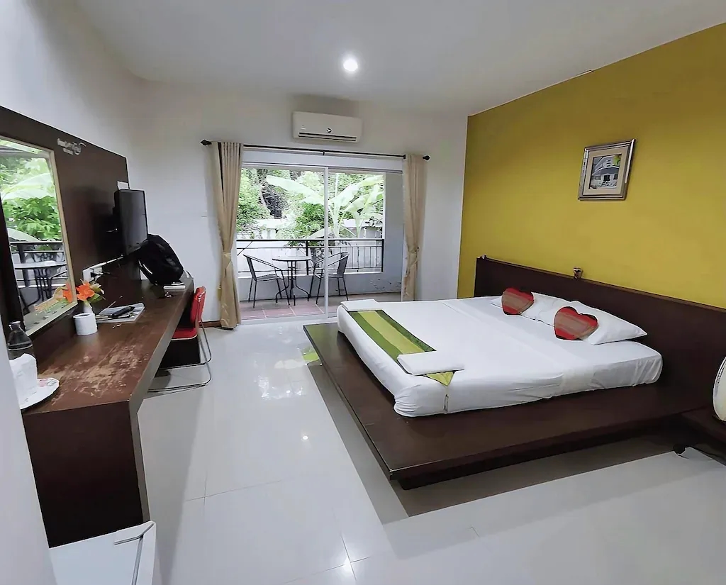 Phakawan Hotel1