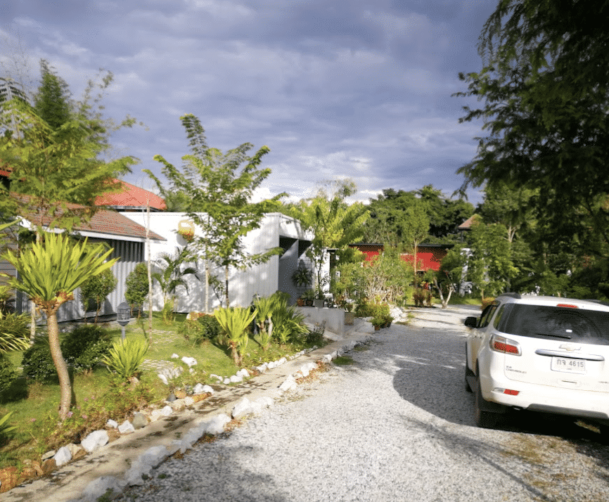 โรงแรมคริสตัลบอกซ์คอฟฟี่ (Crystal Box Coffee Hotel)0