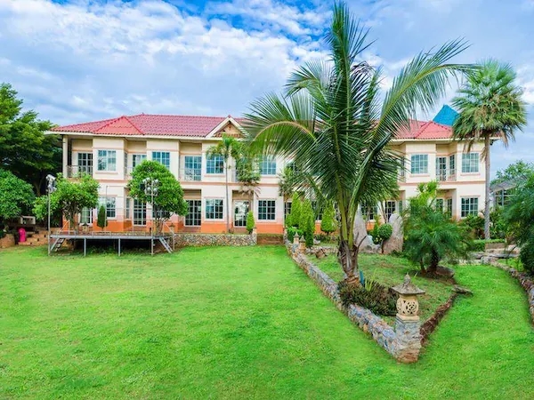 สวนน้อยหน่า รีสอร์ท (Suannoina Resort)0
