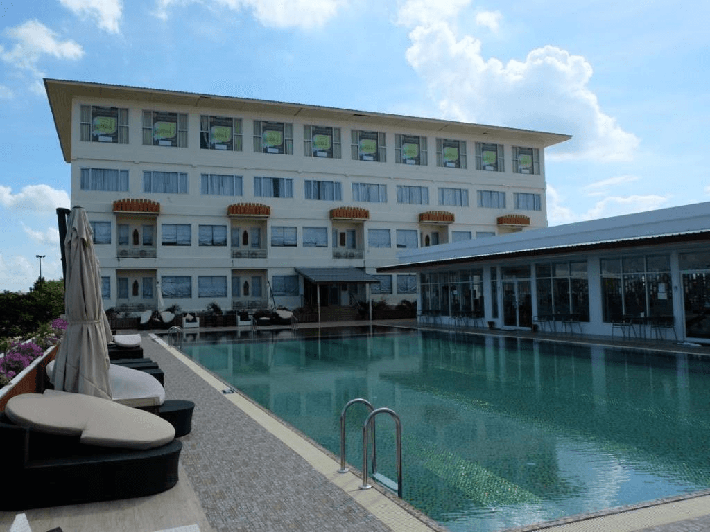 โรงแรมตักศิลา (Taksila Hotel)1