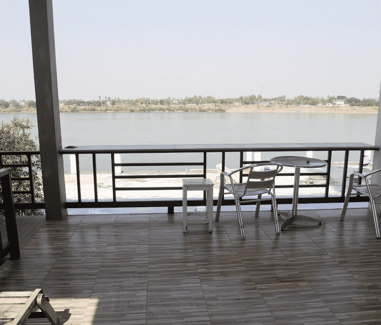 เดอะ ริม ริเวอร์ไซด์ เกสต์เฮาส์ (The Rim Riverside Guest House)1
