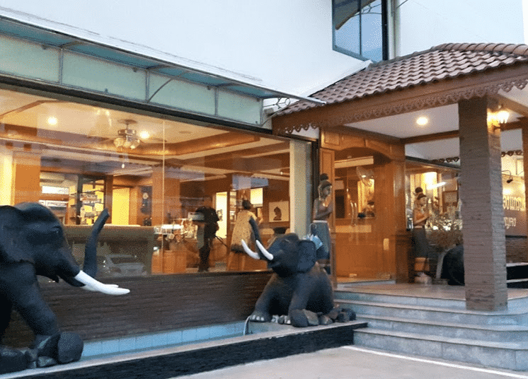 โรงแรมม้วนทองแกรนด์ (Muan Thong Grand Hotel)3