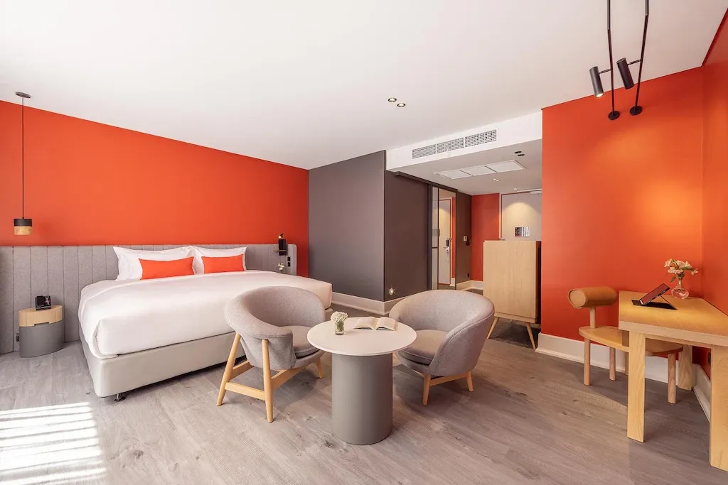 Travelodge Nimman4
