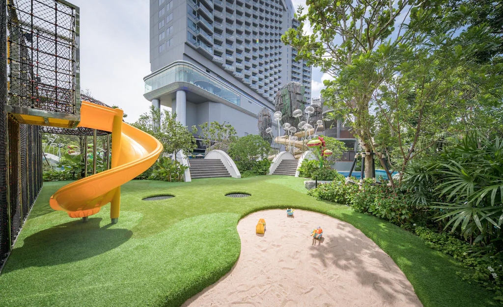 โรงแรมแกรนด์ เซนเตอร์ พอยต์ สเปซ พัทยา (Grande Centre Point Space Pattaya)3