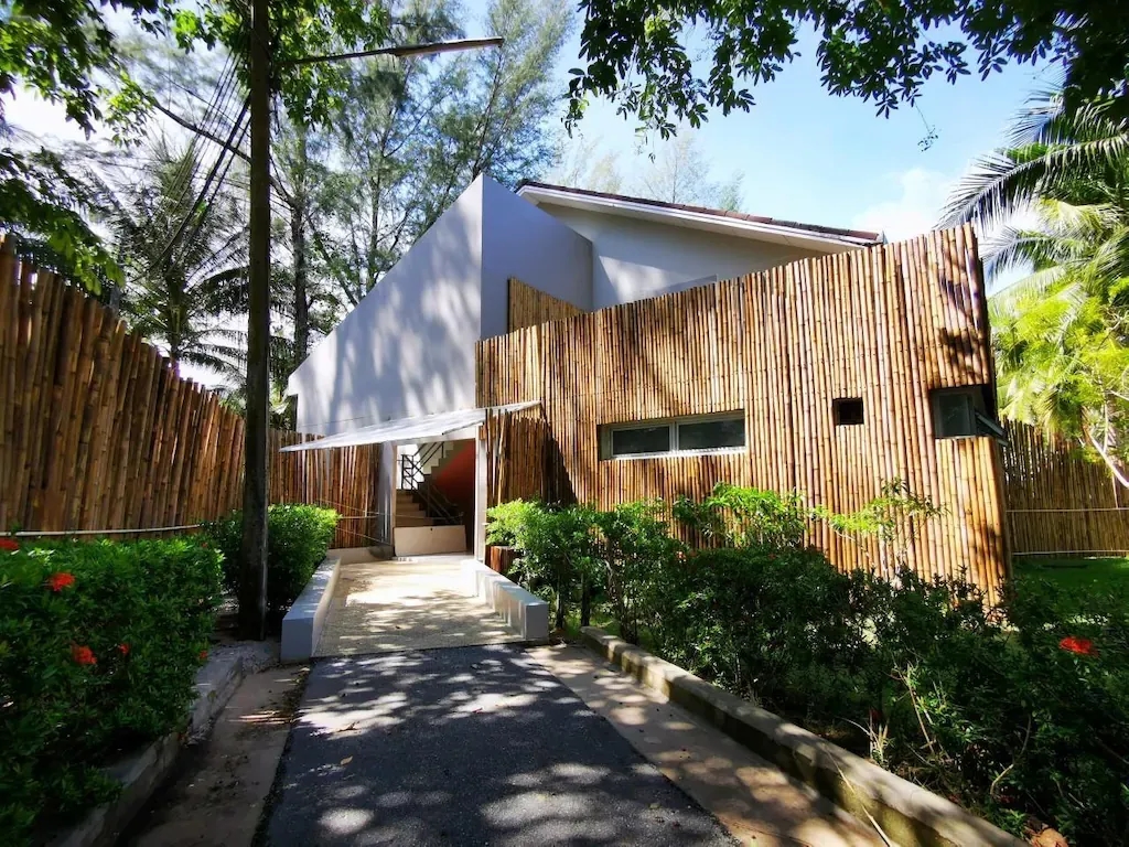 ดูก็อง วิลเลจ (Dugong village)4