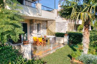 Sunny Garden1