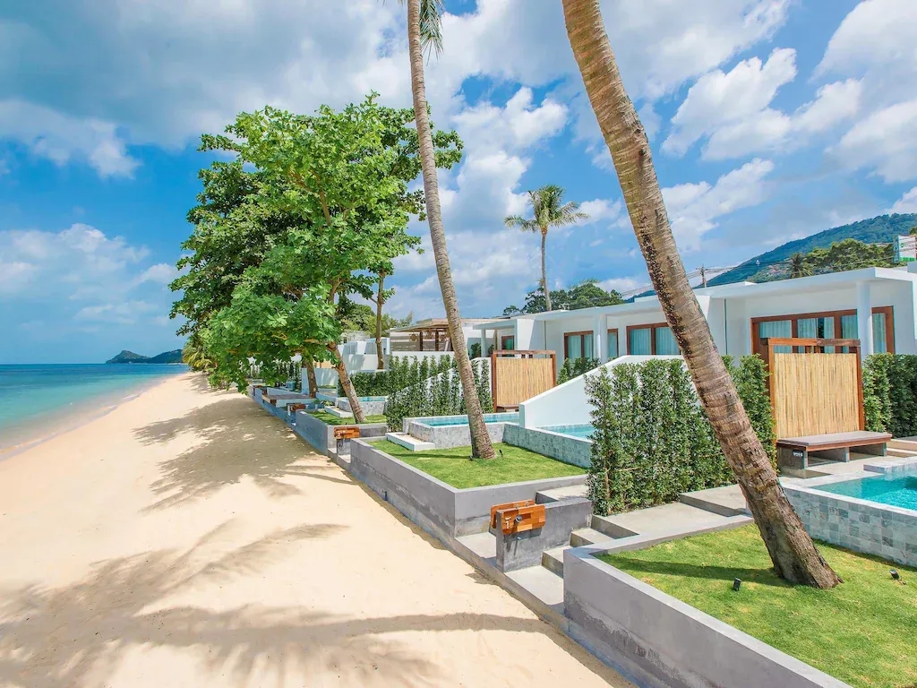 White Whale Beachfront Pool Villa0