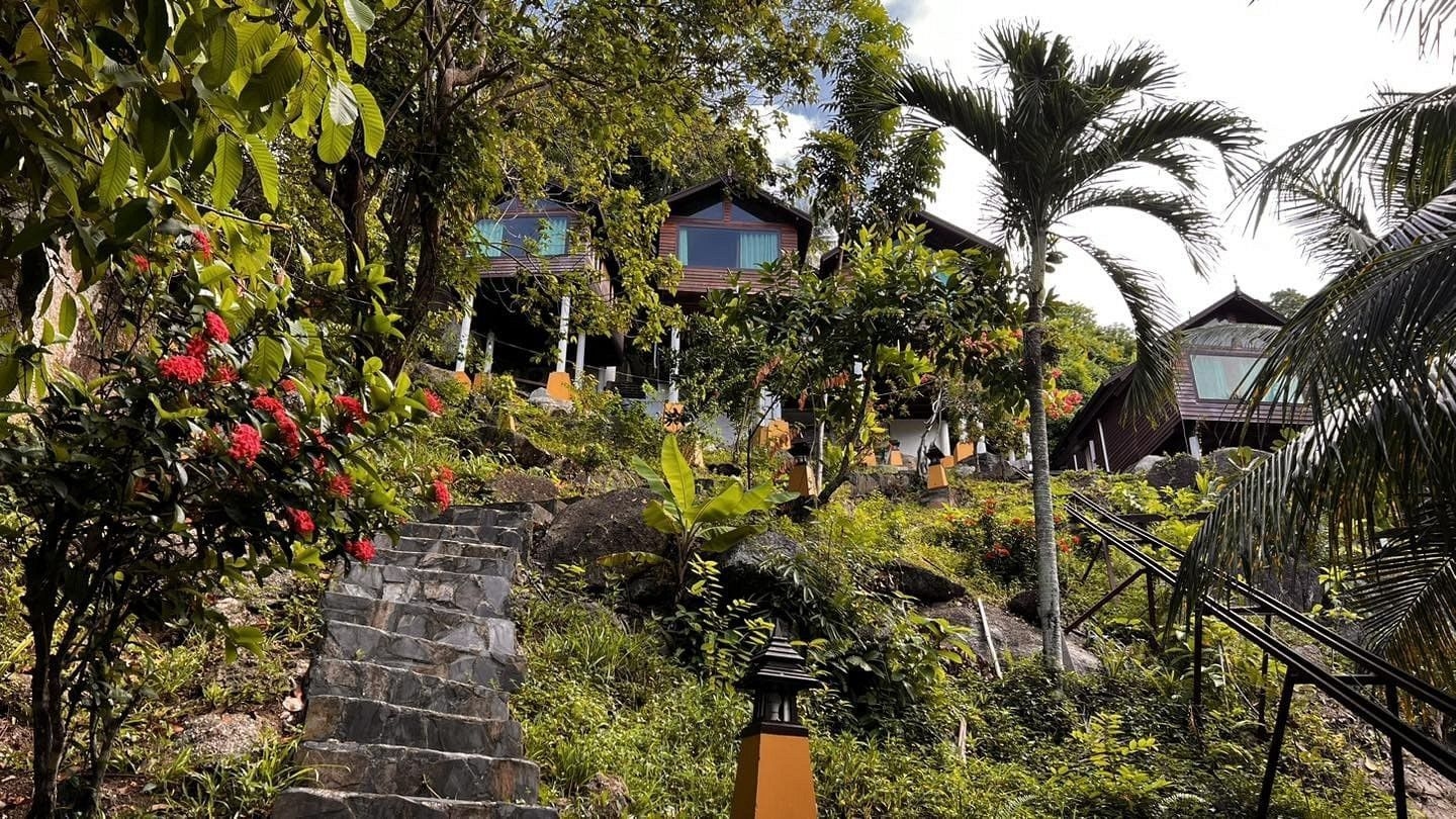 คาวาริน ซีเคร็ต ฮัท โฮเทล แอนด์ รีสอร์ท (Kawarin Secret Hut Hotel and Resort)1