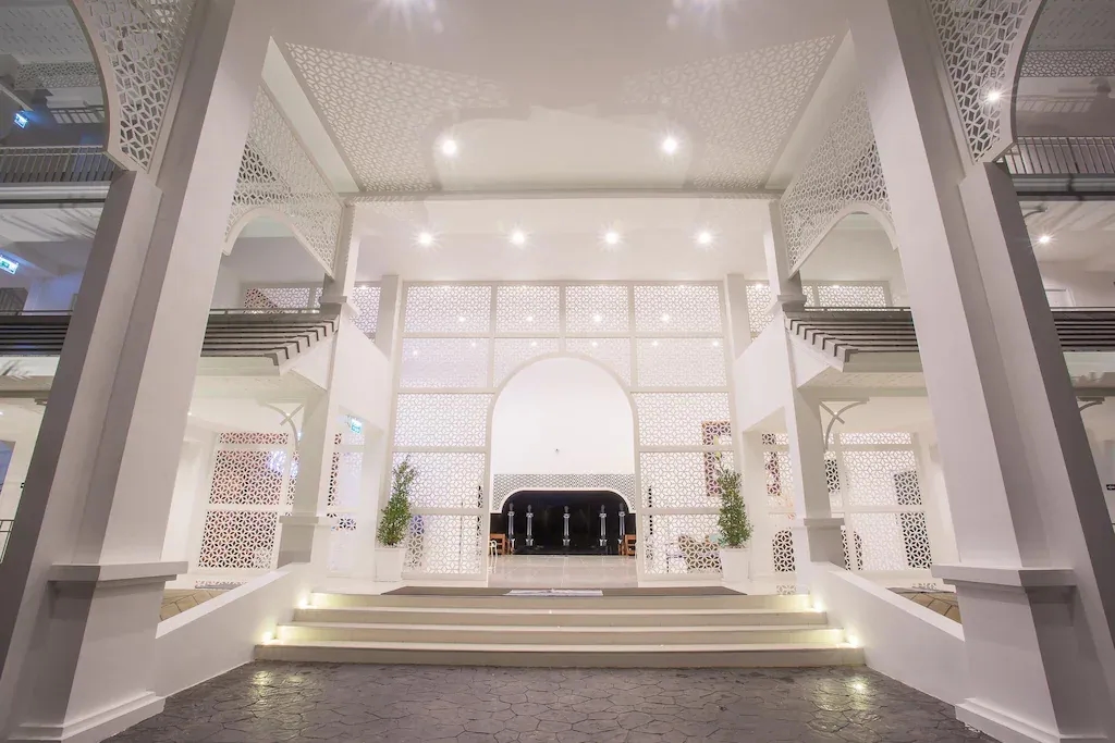 ไวท์เฮาส์ โฮสเทล (White House Hotel)2