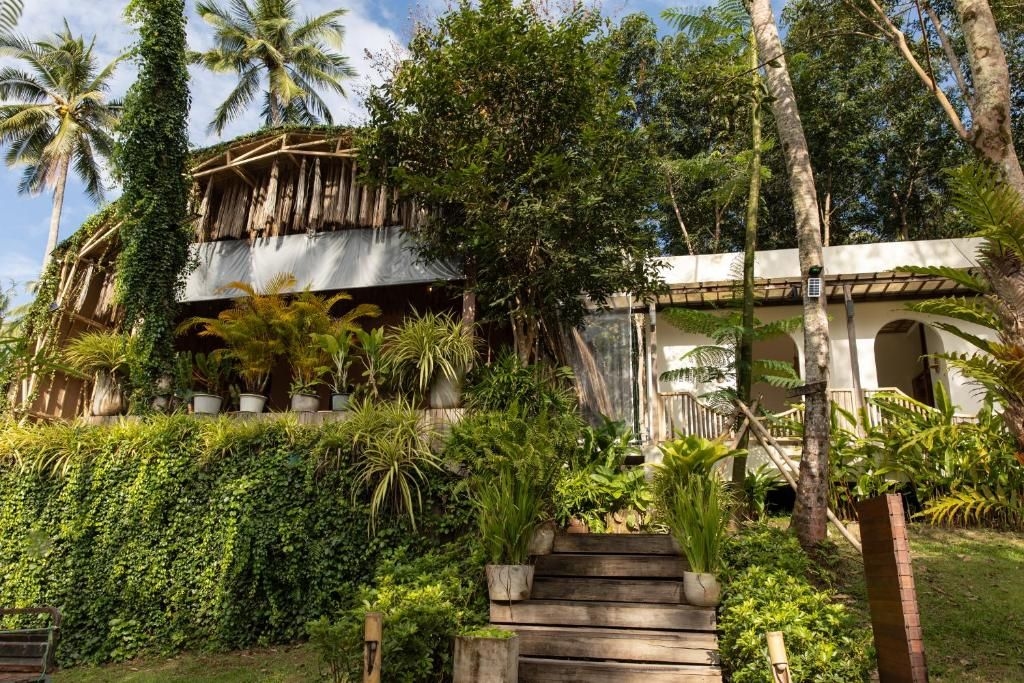 ไฮด์เอาท์ เกาะกูด (Hideout Koh Kood)2