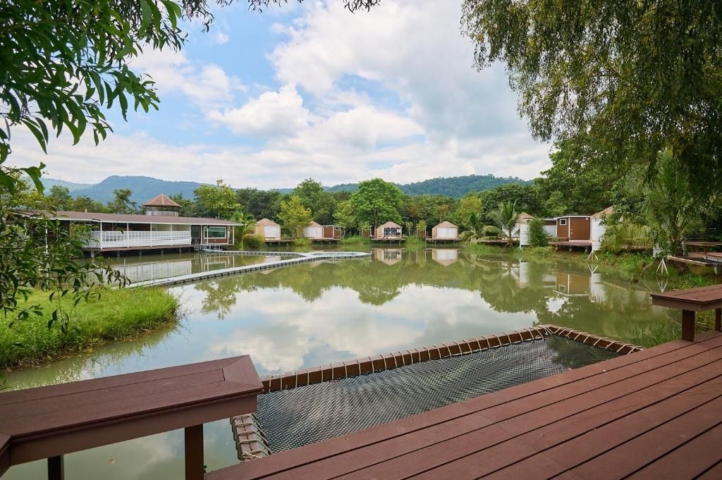 อีโค่ อายส์ วิลเลจ (Eco Eyes Village)2