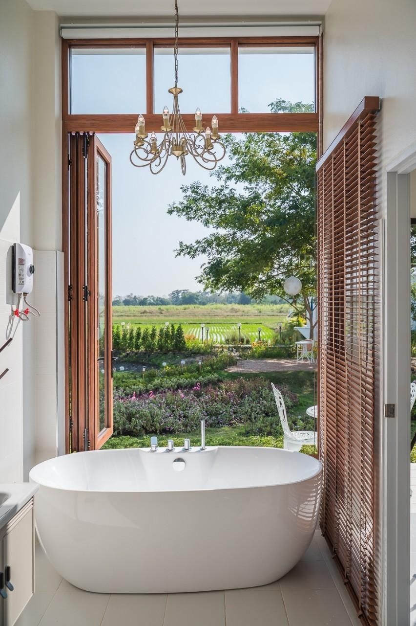 อัส แอนด์ เอาเออร์ส คาเฟ่ แอนด์ เบด (Us and Ours cafe'&bed)3