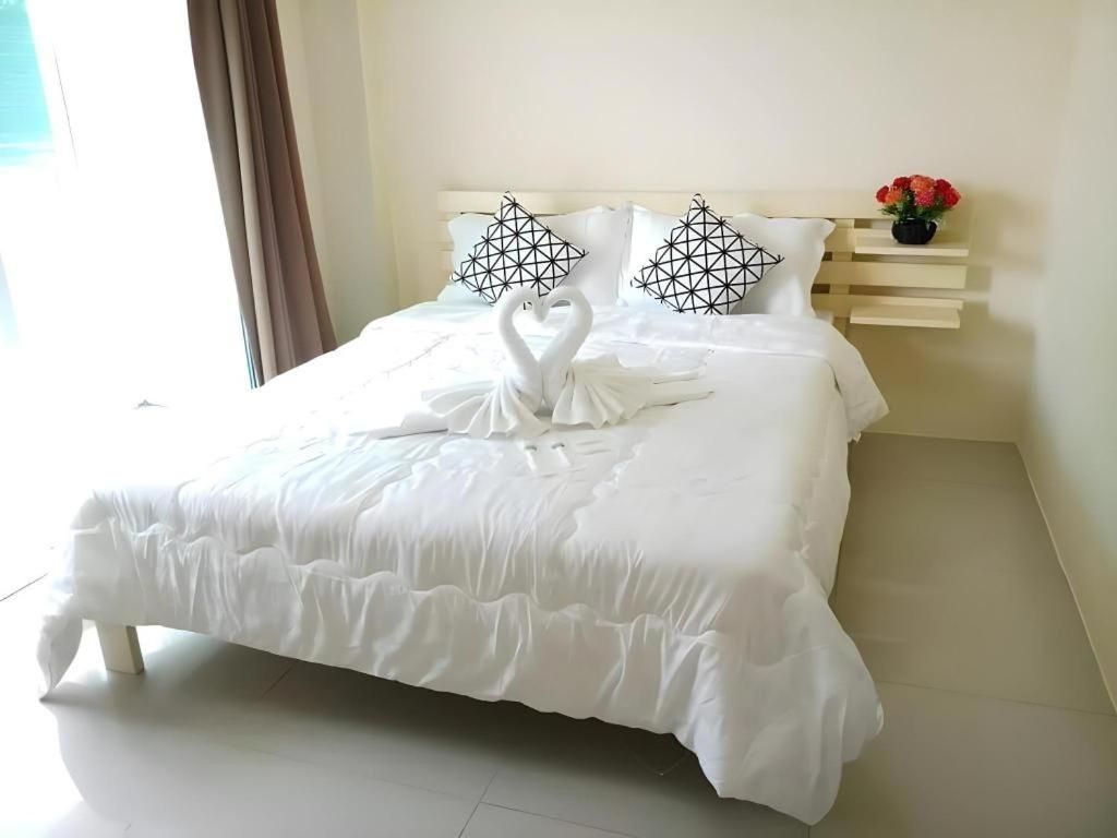 บ้านริมเลบางแสน (Ban Rim Lay Bangsaen Hotel.)2