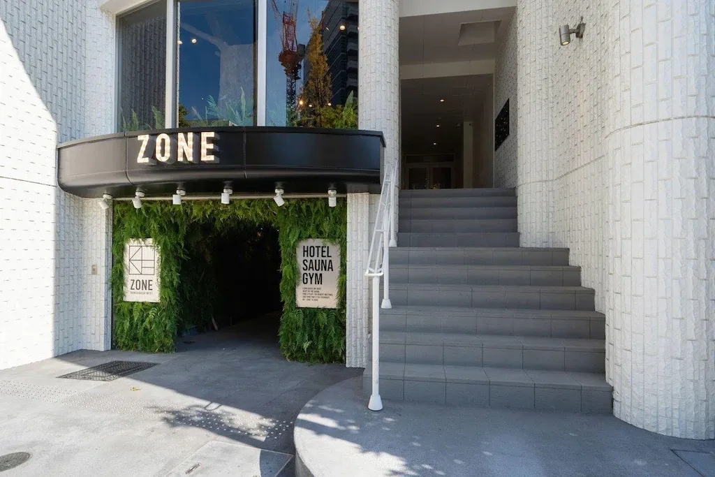 โซน ชินไซบาชิ เวสต์ (Zone Shinsaibashi West)1