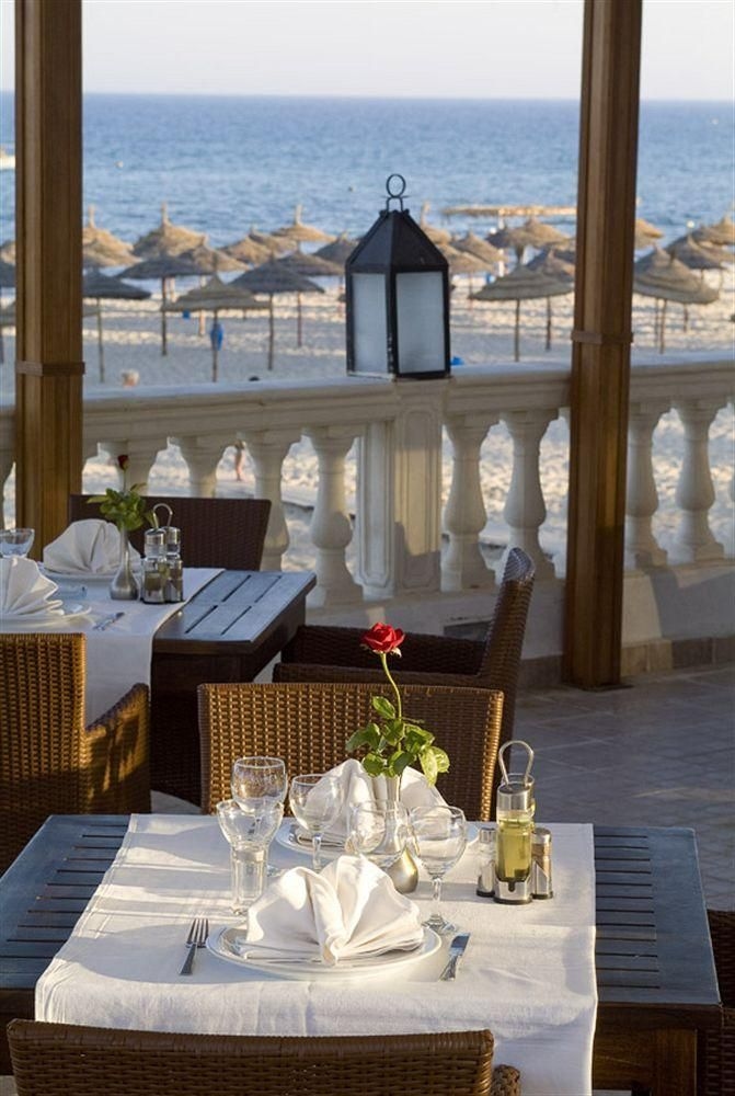 Bousten Long Beach Club1