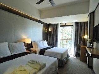 Le Monet Hotel4