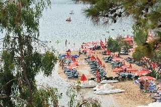 Nicholas Heights Beach1