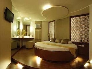 Victoria Court Las Pinas1