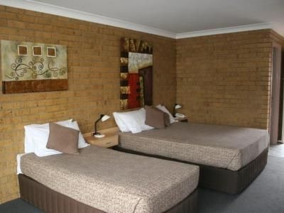 Airport Admiralty Motel3