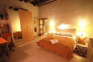 Ota Trevi Foutain Suite4