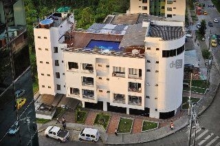 Top Deck Hotel3