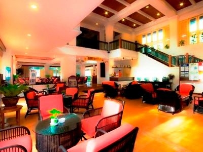 Amora Beach Resort3
