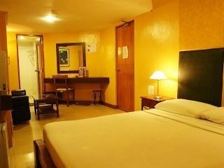 Sir William's Hotel4