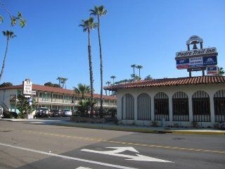 America's Best Value Padre Trail Inn3
