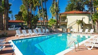 America's Best Value Padre Trail Inn4