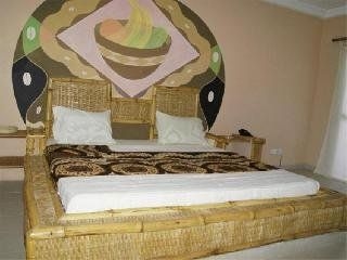 Bamboo Hotel2