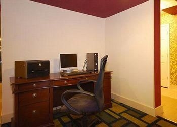 Quality Inn Historic East - Busch Gardens Area3