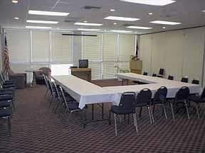 Econo Lodge4