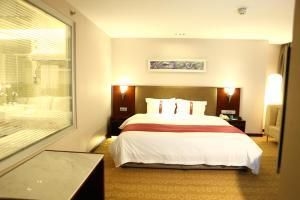 Holiday Inn Downtown Hefei2