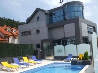 Hotel La Traina0