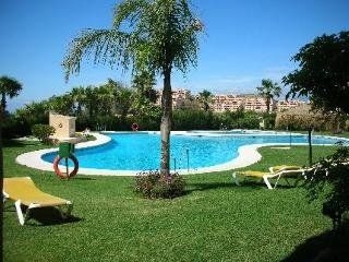 El Porton Apartments3