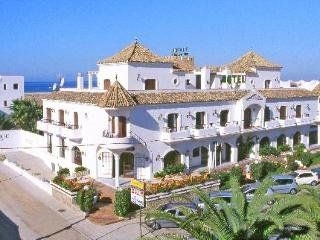 Hotel Pozo Del Duque2
