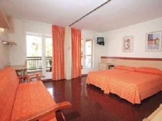 Albatros Apartments1