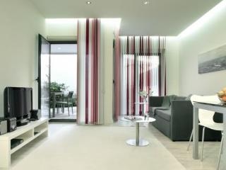 The Urban Suites.Com2