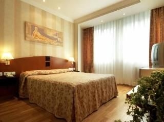 Hotel Urpi0