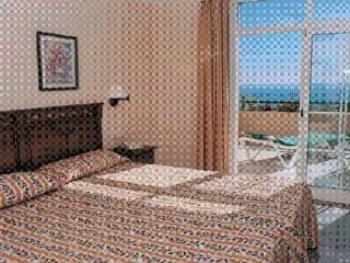 Apartamentos Nerja Bahia1
