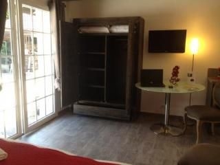 Sylvie Lodge1