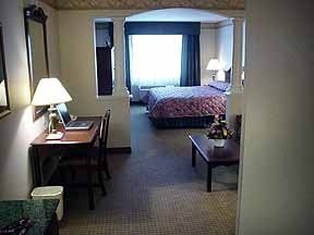 Holiday Inn Express & Suites Albany Airport - Wolf Road By IHG4