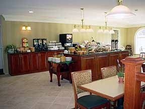 Holiday Inn Express & Suites Albany Airport - Wolf Road By IHG1