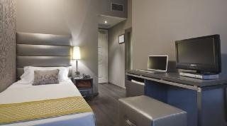 โรงแรมโมซาร์ต (Hotel Mozart)0