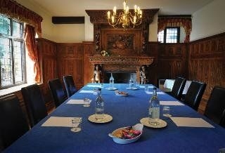 Cwrt Bleddyn Hotel & Spa2