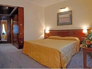 Hotel Mediterraneo0
