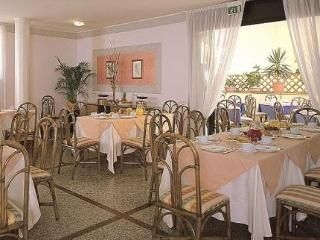 Rina Hotel0