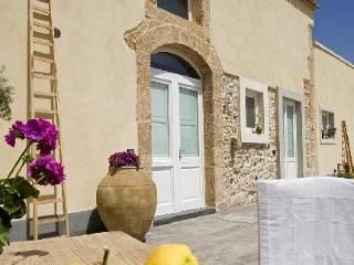 Borgo Pantano4