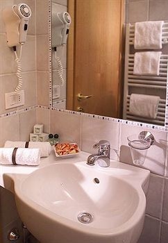 Hotel Globus2