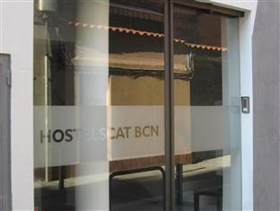 HOSTELSCAT1